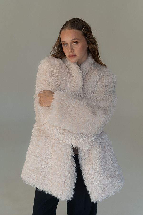 Futro wydłużone mleczne 19421/1 № 3