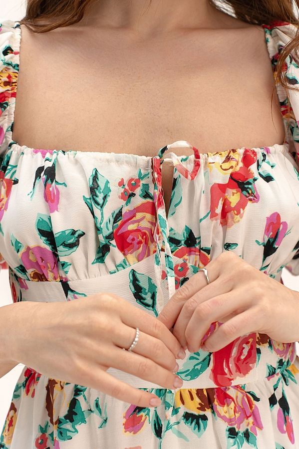 Bawełniana sukienka z krótkimi bufiastymi rękawami w wielokolorowe kwiaty bufiast29/07 № 3