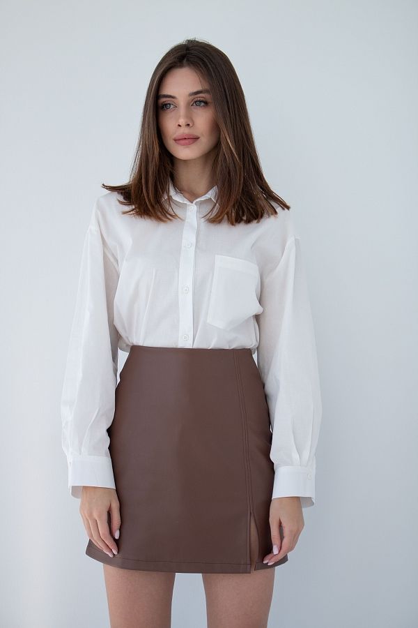 Spódnica mini z ekoskóry czekoladowa B0222/3 #RU# Spódnica mini z ekoskóry w kolorze czekoladowym B0222/3 № 1