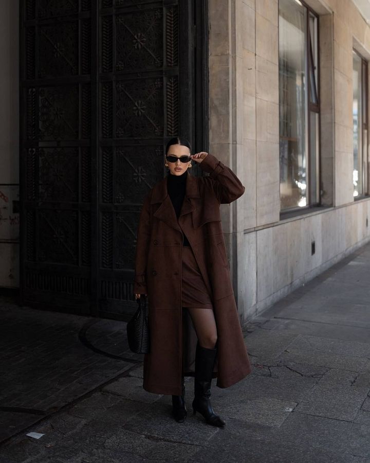 Zamszowy trencz z podszewką czekoladowy 170001 #RU# Brązowy, zamszowy, krótki trencz z eko skóry 170001 № 6