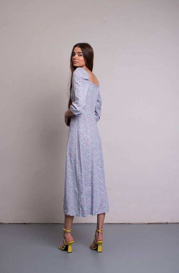 Sukienka midi z rozcięciem, długim rękawem, w kolorze niebieskim z różowym kwiatkiem D0521DR/4 № 2