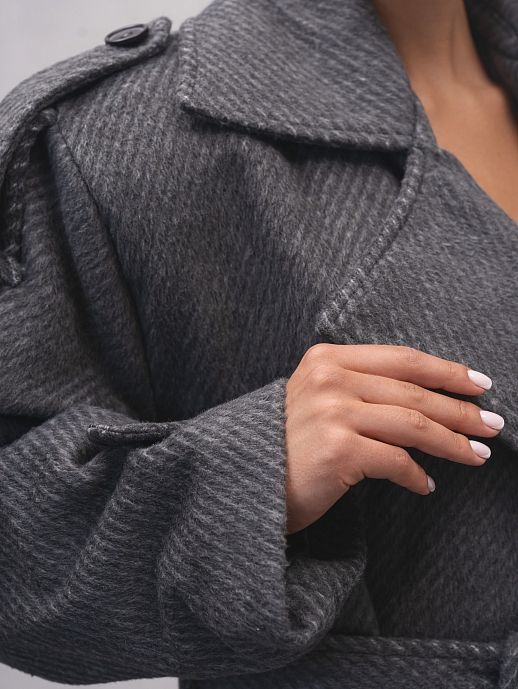 Krótki płaszcz z paskiem i zatrzaskami szary - №2