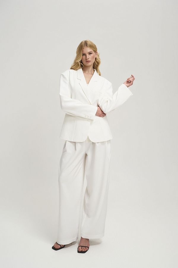 Garnitur o luźnym kroju z wiązaniami na marynarce mleczny garn05/03 #RU#  garn05/03 № 4