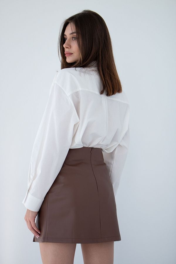 Spódnica mini z ekoskóry czekoladowa B0222/3 #RU# Spódnica mini z ekoskóry w kolorze czekoladowym B0222/3 № 3