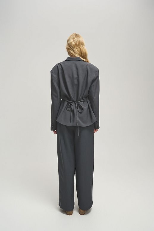 Garnitur o luźnym kroju z wiązaniami na marynarce  szary - №2