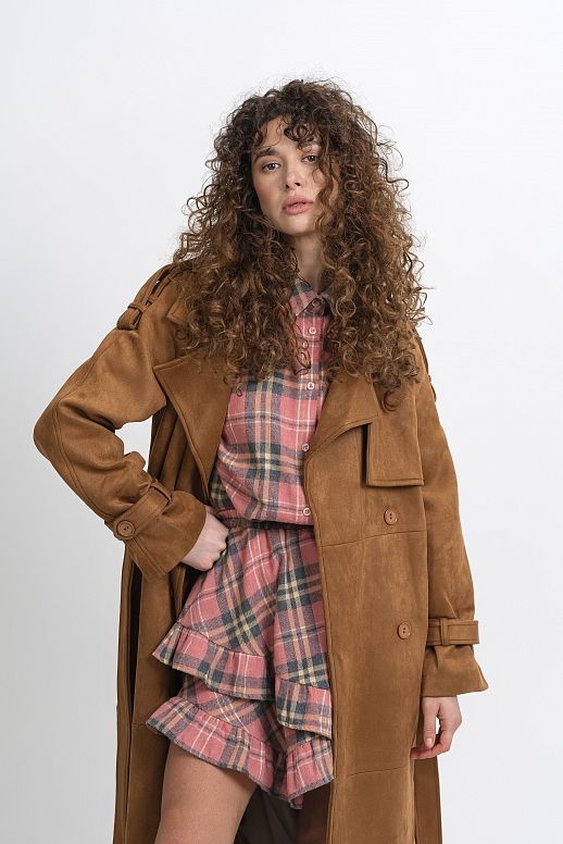 Zamszowy trencz z podszewką rudy