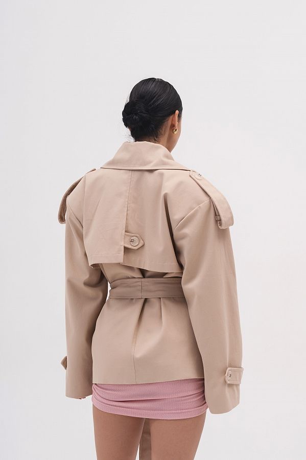 Beżowy przycięty bawełniany trencz prem29/05 № 2