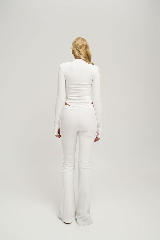 Komplet z topem zapinanym na haczyki i spodniami palazzo biały - №2