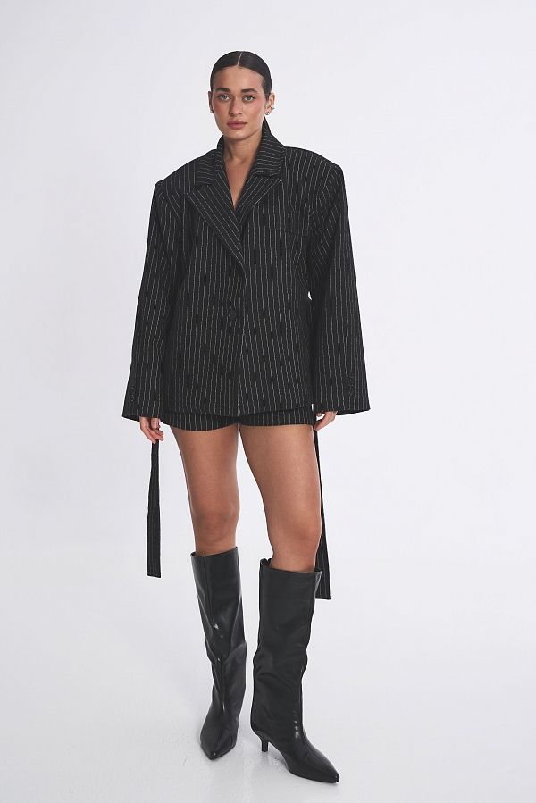 Wełniana marynarka z paskiem czarna maryn12/03 № 2