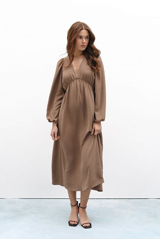 Sukienka maxi z odkrytymi plecami ciemnobeżowa