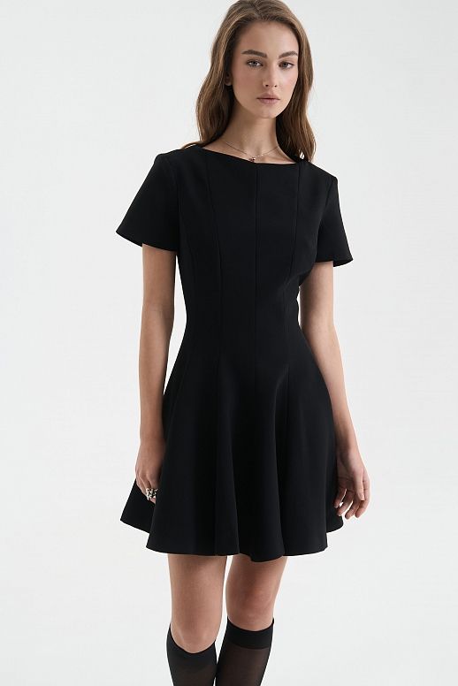 Klasyczna czarna sukienka - №2