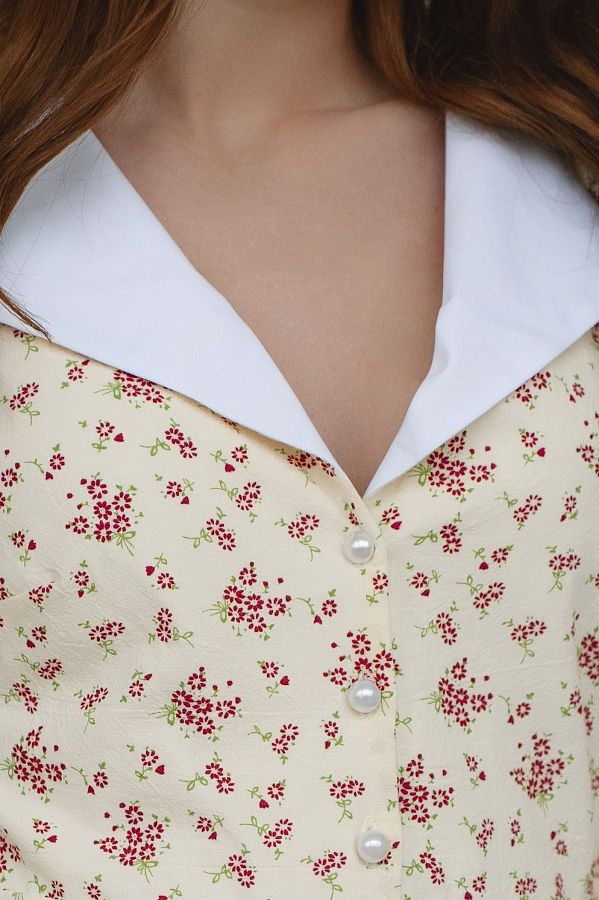 Sukienka z kołnierzykiem jasno-żółta w czerwone kwiaty len14/2 № 4