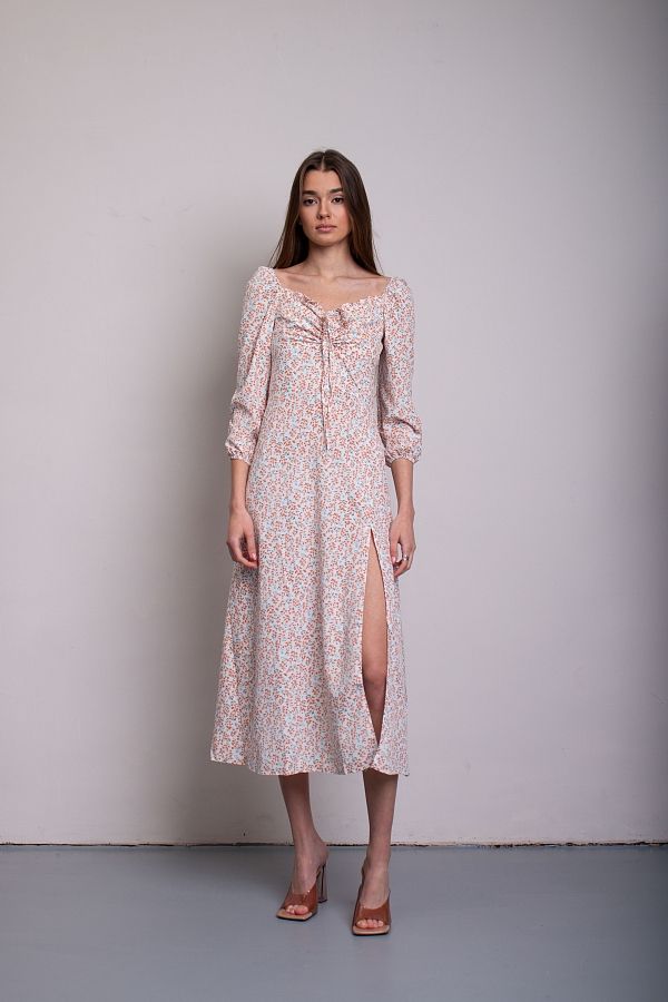 Sukienka midi z rozcięciem, długim rękawem, mleczna, w pomarańczowy kwiaty D0521DR/6 № 5