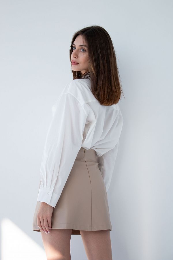 Spódnica mini z ekoskóry beżowa B0222/2 #RU# Spódnica mini z ekoskóry w kolorze beżowym B0222/2 № 3