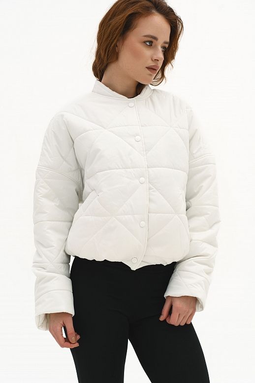 Kurtka pikowana mleczna