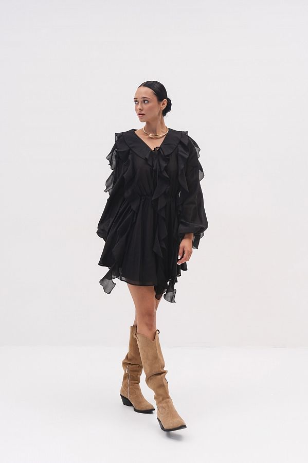 Sukienka z długim rękawem i welonem czarna sukienka01/10 № 5