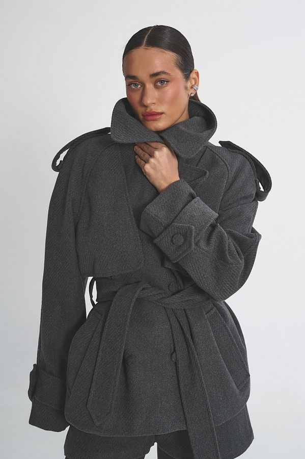 Krótki płaszcz z paskiem szary plaszczkr11/04 № 1