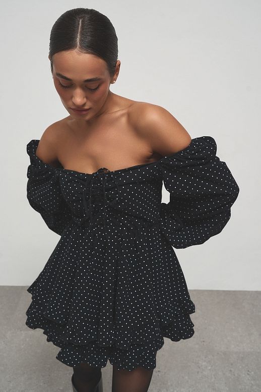 Sukienka z ciepłej bawełny czarna w groszki