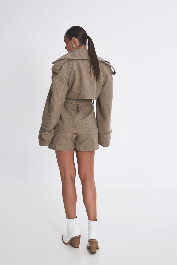 Krótki płaszcz z paskiem beżowy plaszczkr11/02 № 2