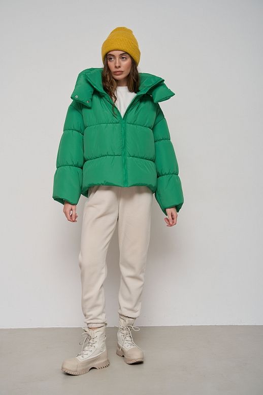 Kurtka przycięta z zamkiem zielona