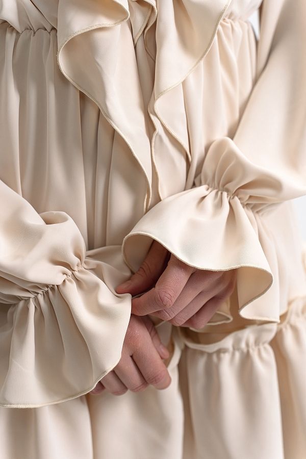 Sukienka mini z falbankami jasnobeżowa Sukien04/01 № 4