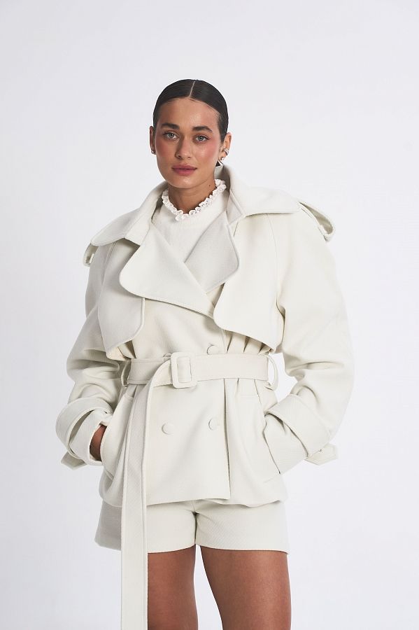 Krótki płaszcz z paskiem biały plaszczkr11/03 № 1