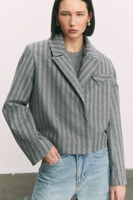 Marynarka na guzikach ciemnoszara